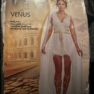 Venus costumes